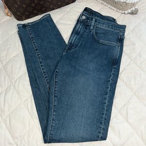 𝅺Joe’s Jeans - The Asher Slim Fit - 31/30 - NWOT